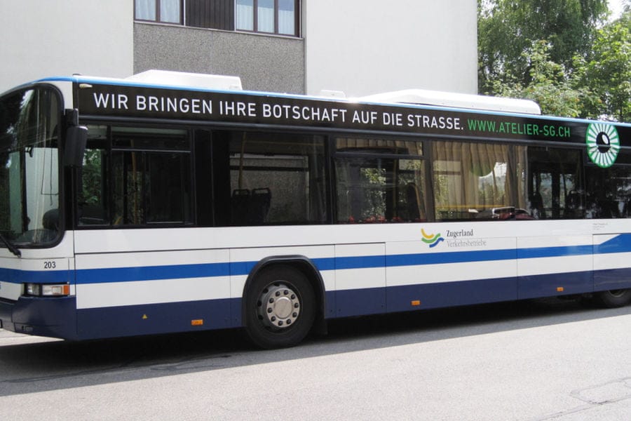 Ines Camenisch übernimmt das Logo von Atelier S&G Busbeschriftung der Werbetechnik-Agentur Atelier S&G